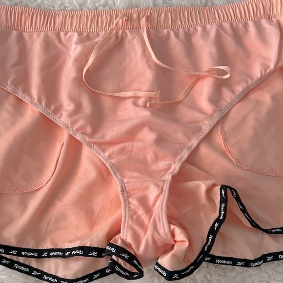 NWT Reebok Fast Track Short - Picture 9 of 10